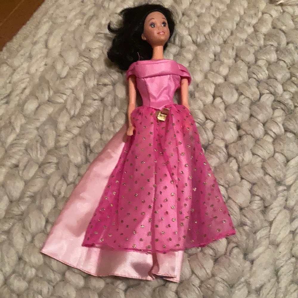 Vintage Snow White Barbie